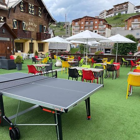 Hotel Le Blanche Neige Valberg Esterno foto